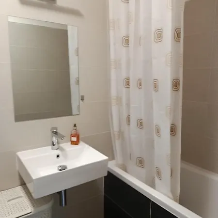 S Terasou Rezidence 300 Apartamento Všemina