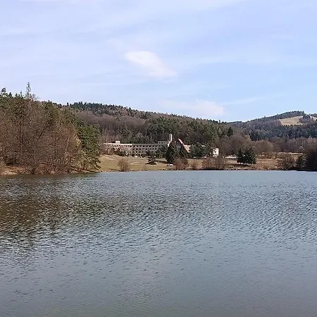 S Terasou Rezidence 300 * Všemina
